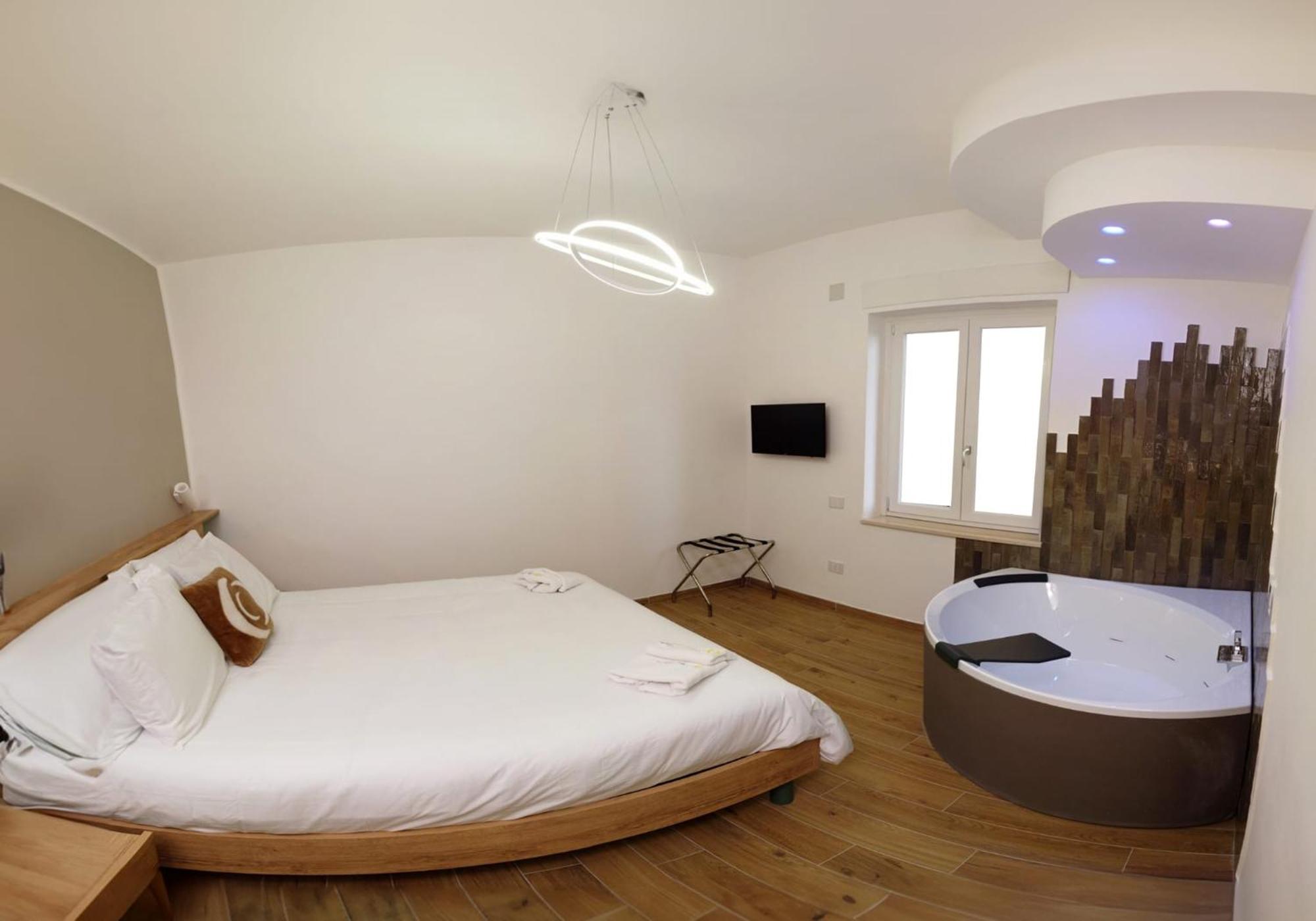 Three Moons Boutique House/Calypso Apartamento Salerno Exterior foto